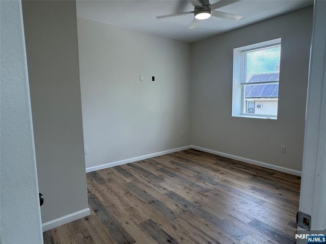 49 Summit Avenue 2, Lyndhurst, NJ 07071