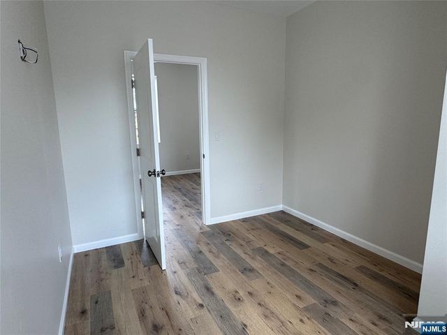 49 Summit Avenue 2, Lyndhurst, NJ 07071