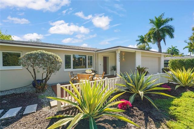 3325 AVOCADO DR, Fort Myers, FL 33901