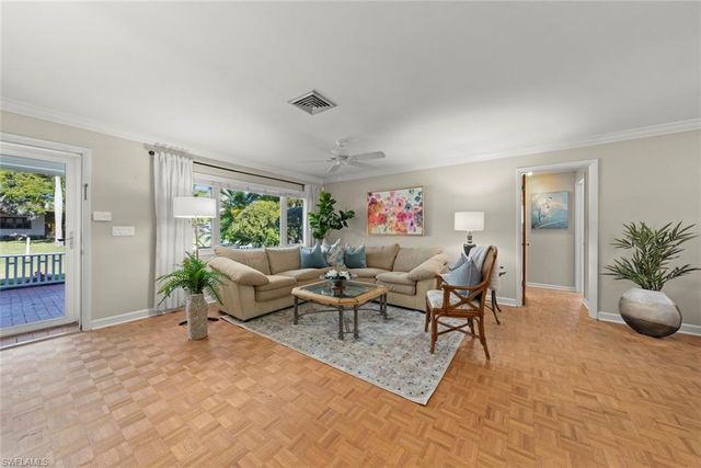 3325 AVOCADO DR, Fort Myers, FL 33901