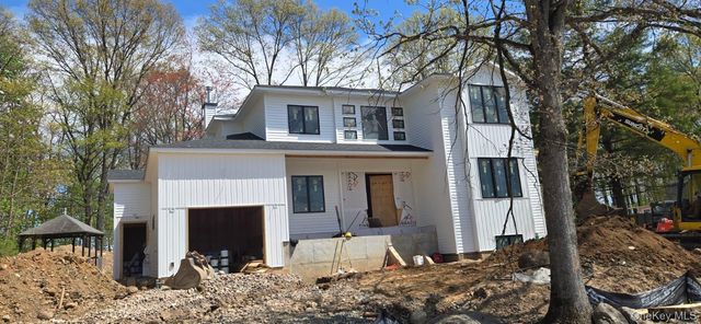 189 Quackenbush Lane, Monsey, NY 10952