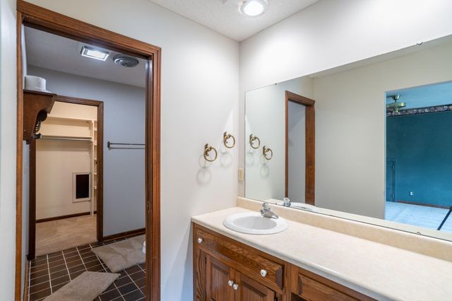 7146 W ELIZABETH ST, Columbia, MO 65202