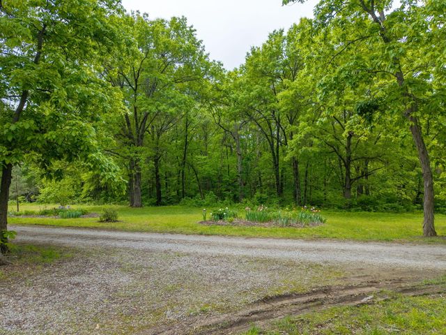 7146 W ELIZABETH ST, Columbia, MO 65202