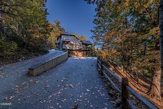 3460 Quail Way Way, Sevierville, TN 37862