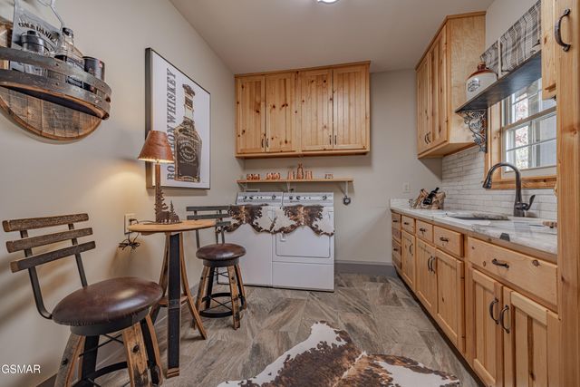 3460 Quail Way Way, Sevierville, TN 37862