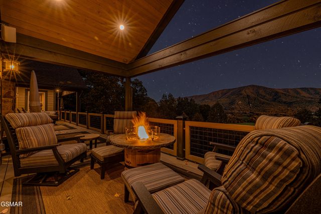 3460 Quail Way Way, Sevierville, TN 37862