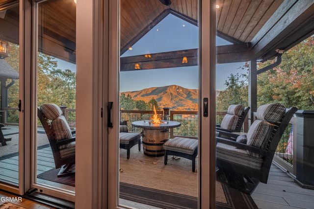 3460 Quail Way Way, Sevierville, TN 37862