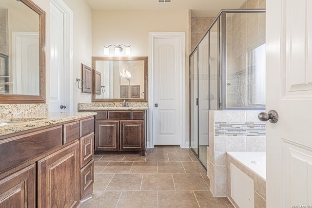 2426 Cortona Mist, San Antonio, TX 78260