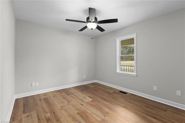 4905 Reid Road, Winston-salem, NC 27107