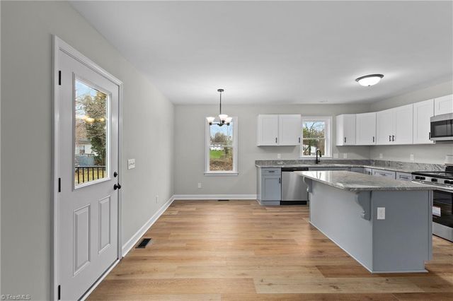 4905 Reid Road, Winston-salem, NC 27107