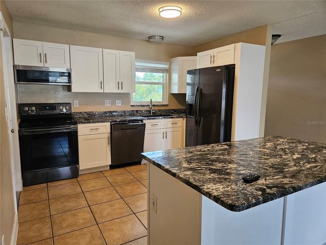 6092 BURCH STREET N, St Petersburg, FL 33709