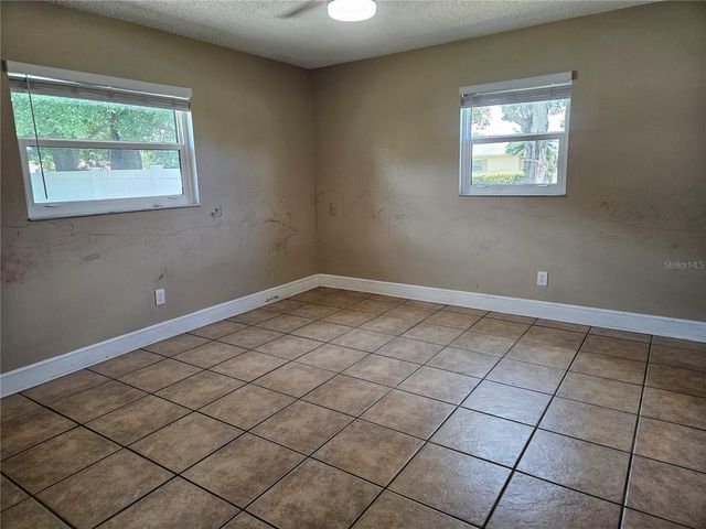6092 BURCH STREET N, St Petersburg, FL 33709