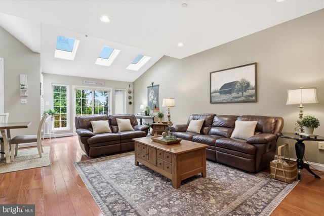 322 SILO MILL LN, Lansdale, PA 19446
