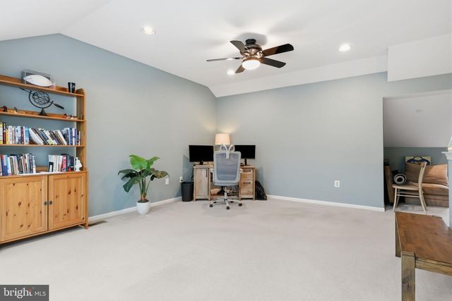 322 SILO MILL LN, Lansdale, PA 19446