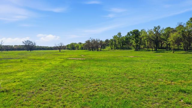 1005 Carter Lane, Santo, TX 76472