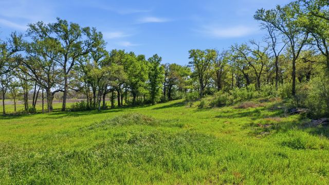 1005 Carter Lane, Santo, TX 76472