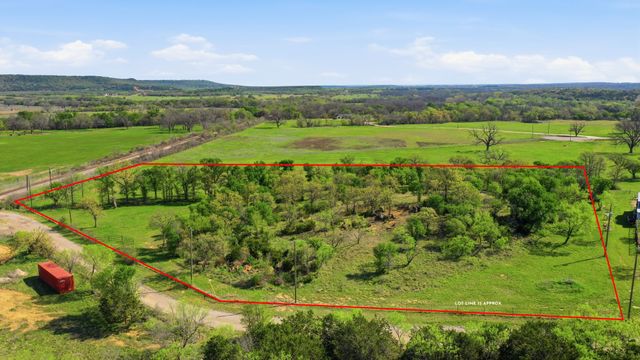 1005 Carter Lane, Santo, TX 76472