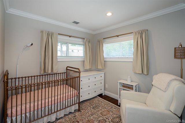 1057 Thompson Drive, Bay Shore, NY 11706