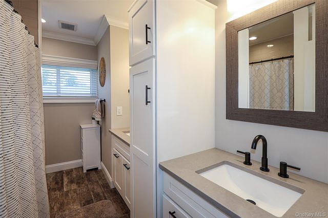 1057 Thompson Drive, Bay Shore, NY 11706