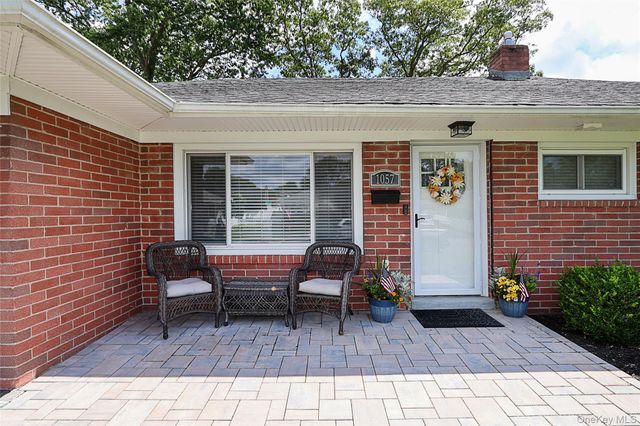 1057 Thompson Drive, Bay Shore, NY 11706