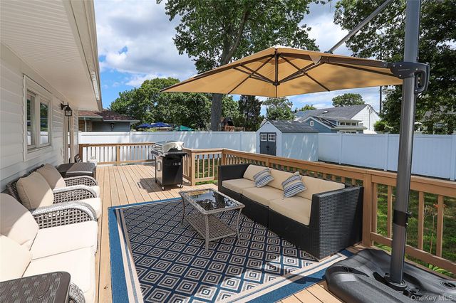 1057 Thompson Drive, Bay Shore, NY 11706