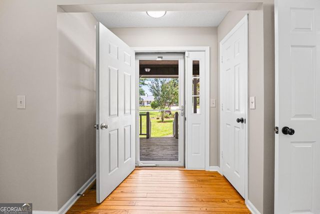 5671 Raintree Trace, Oakwood, GA 30566
