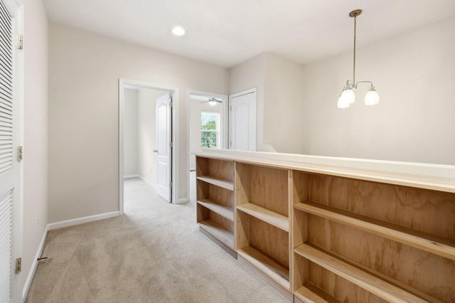 43607 MCDOWELL SQ, Leesburg, VA 20176