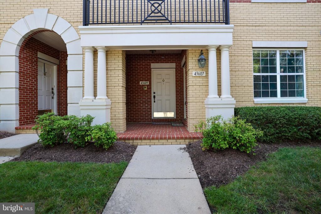 43607 MCDOWELL SQ, Leesburg, VA 20176
