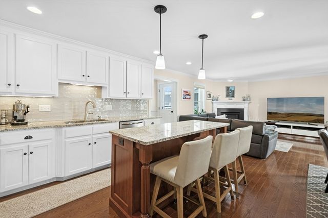 80 Pleasant Street, Medfield, MA 02052