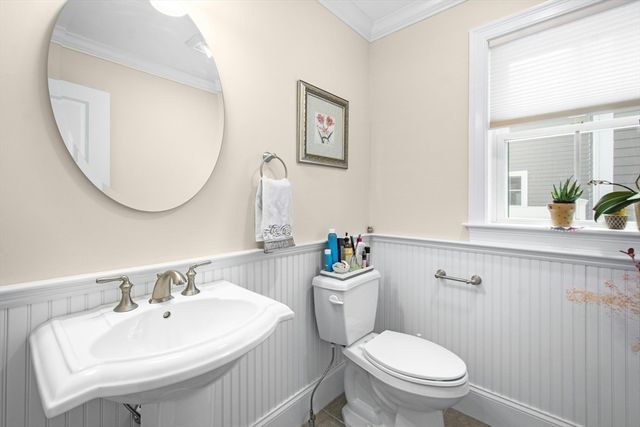 80 Pleasant Street, Medfield, MA 02052