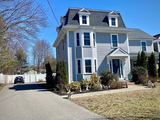 80 Pleasant Street, Medfield, MA 02052