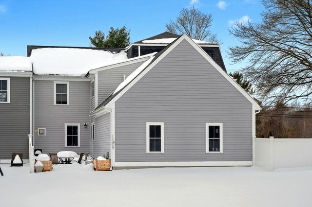 80 Pleasant Street, Medfield, MA 02052
