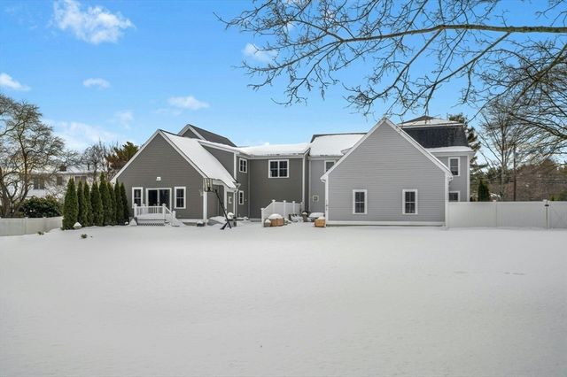 80 Pleasant Street, Medfield, MA 02052