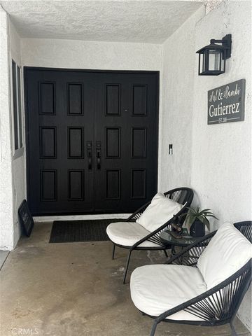 13241 Oakwood, La Mirada, CA 90638