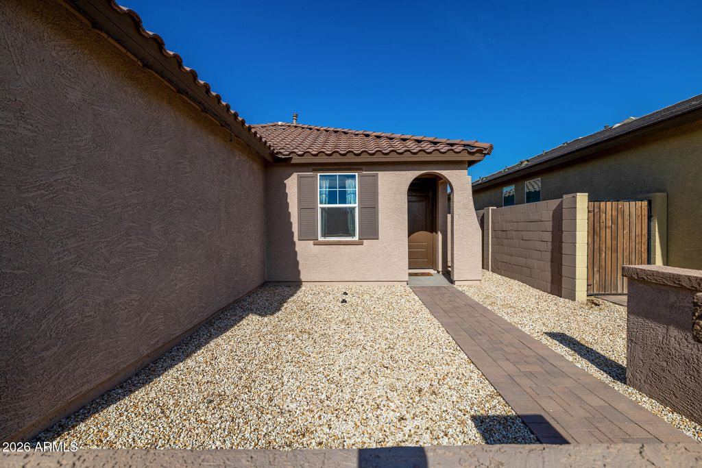 10918 W ATLANTIS Way, Tolleson, AZ 85353 — photo 3