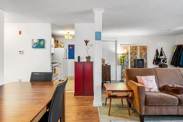 360 Littleton Rd C7, Chelmsford, MA 01824