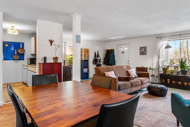 360 Littleton Rd C7, Chelmsford, MA 01824