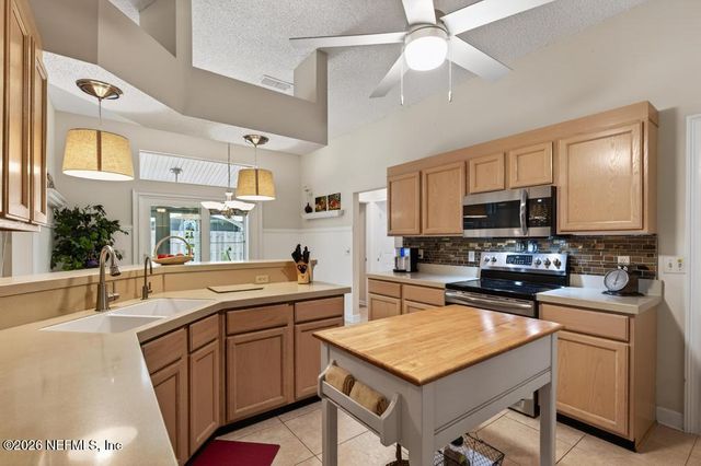 1525 STRATFORD Court, St. Johns, FL 32259