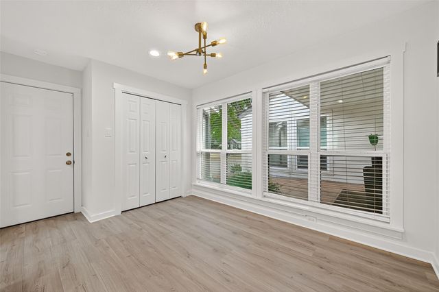 1630 Fall Valley Drive, Houston, TX 77077