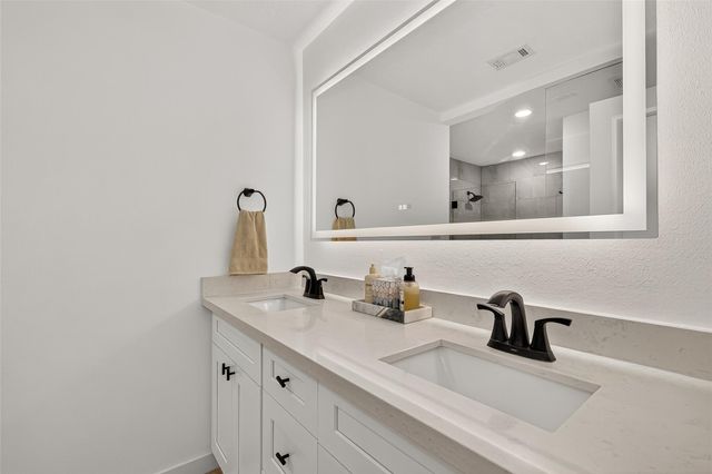 1630 Fall Valley Drive, Houston, TX 77077