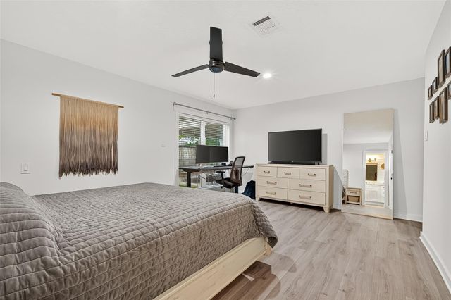 1630 Fall Valley Drive, Houston, TX 77077