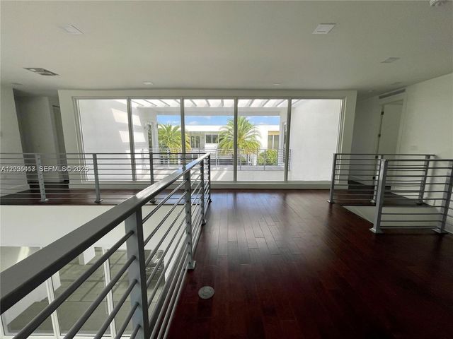 10250 NW 74th Terrace 0, Doral, FL 33178