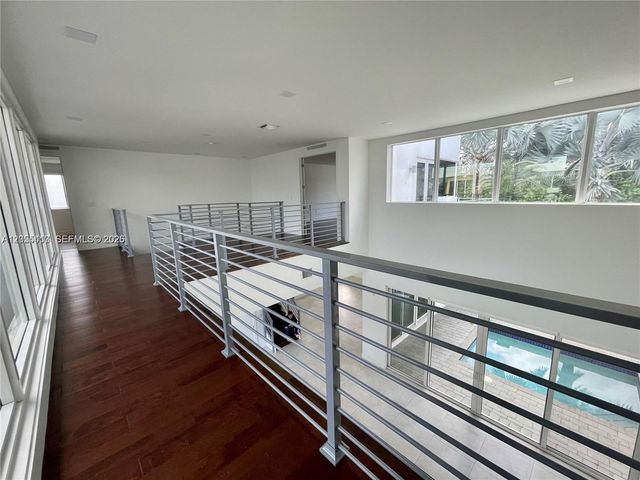 10250 NW 74th Terrace 0, Doral, FL 33178