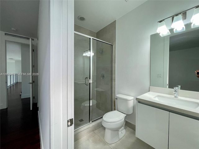 10250 NW 74th Terrace 0, Doral, FL 33178