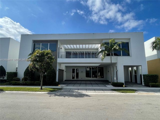 10250 NW 74th Terrace 0, Doral, FL 33178
