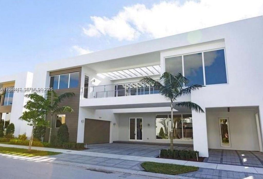 10250 NW 74th Terrace 0, Doral, FL 33178