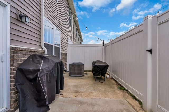 712 Mickelson Way, Lebanon, TN 37087