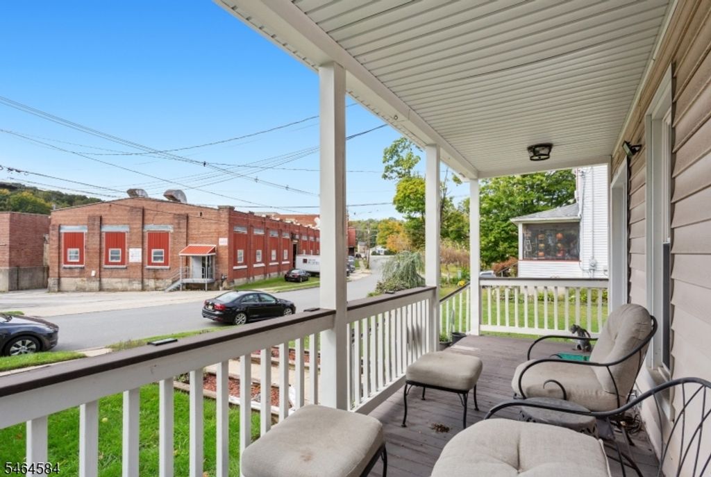 39 Clinton St, Newton Town, NJ 07860 — photo 4