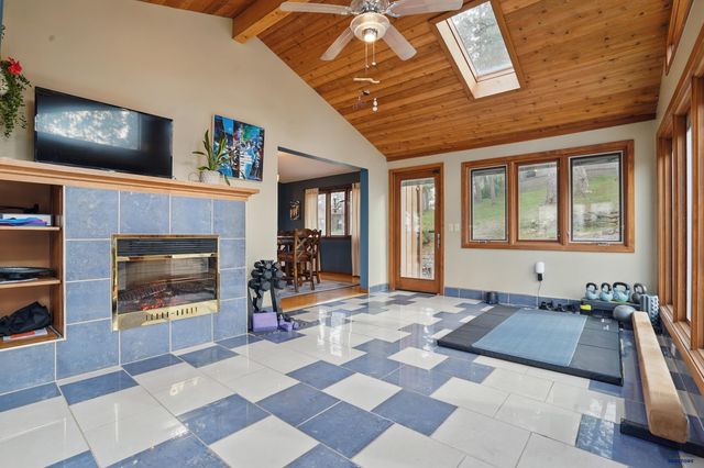 2105 PENDAR LN, Rapid City, SD 57701