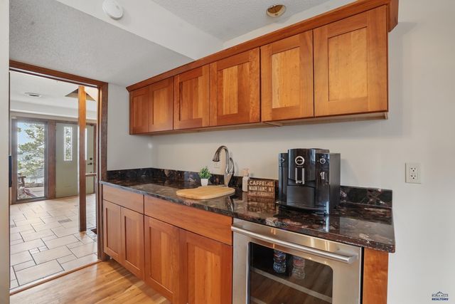 2105 PENDAR LN, Rapid City, SD 57701